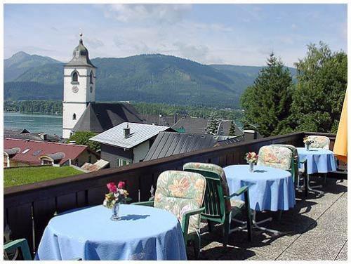 Gaestehaus Menkens Sankt Wolfgang im Salzkammergut Exterior photo